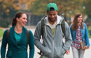 UCAS公布2025申請季最新數(shù)據(jù)，中國學(xué)生創(chuàng)近十年最高紀錄？