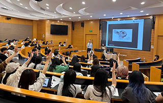 【BCU名師中國行回顧】Andrew Kulman教授：用幽默與創(chuàng)意點亮設(shè)計之光，深度解析